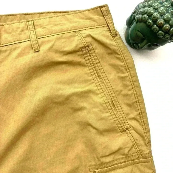 Levi’s Men Khaki Cotton Blend Safari Flap Pocket Long Mens Cargo Shorts Size 40 - Picture 7 of 15
